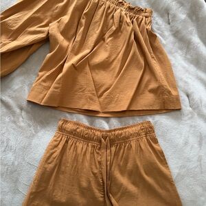 Evereve Tan Women's Shorts